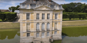 Tonte de pelouse et fauchage : notre mission au Château d’Ormesson pour Le Meilleur Pâtissier