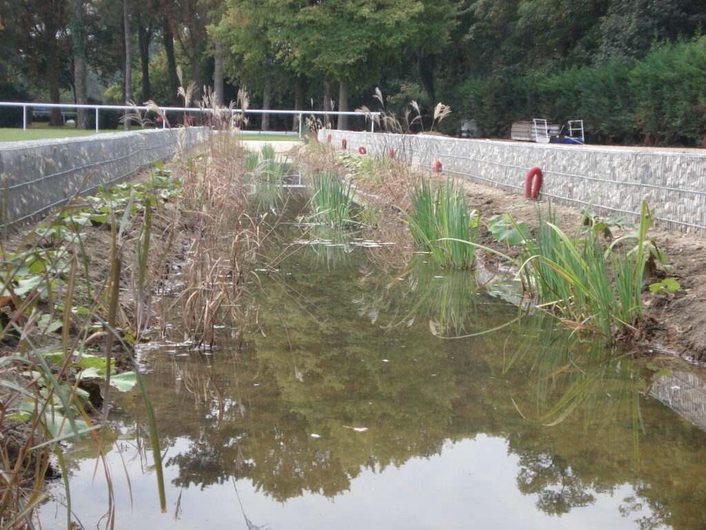 Bassin de rétention et oxygénant à l'hippodrome de Longchamp